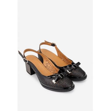 Pantofi dama negri din piele cu model perforat