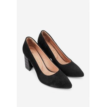 Pantofi dama negri din piele intoarsa cu toc deosebit