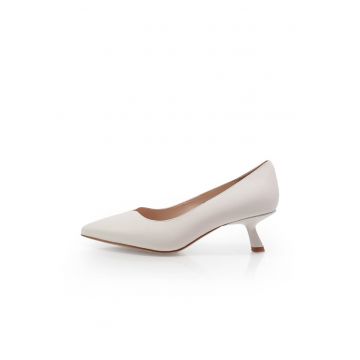 Pantofi de piele cu toc kitten  2601466 - Bej