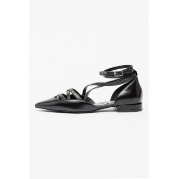 Pantofi de piele si piele ecologica cu varf ascutit Viola - Negru