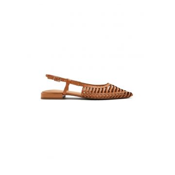 Pantofi din piele cu decupaje - Maro camel