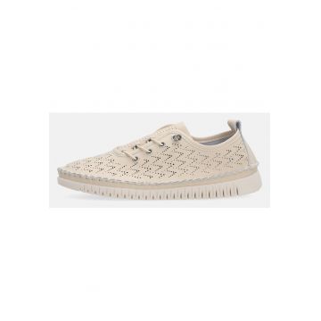 Pantofi din piele cu perforatii -