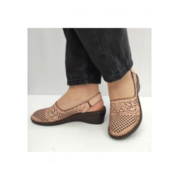 Pantofi Slingback cu Perforații Decorative - - Roz