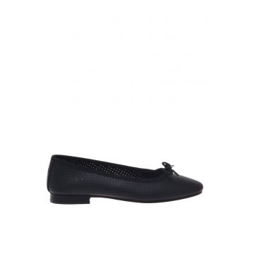 Balerini din piele cu model perforat - Negru