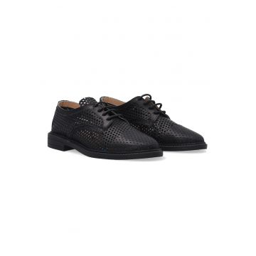 Pantofi din piele cu sireturi -