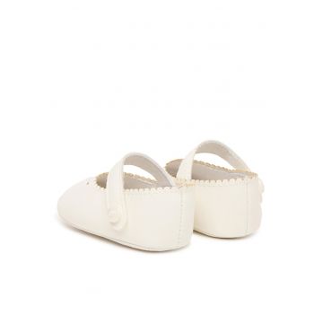 Pantofi fete  piele ecologica - alb - sistem inchidere Velcro