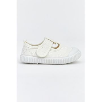 Pantofi brodati cu velcro - Alb fildes