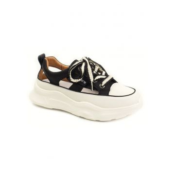 Pantofi dama decupati piele naturala 208 - Negru