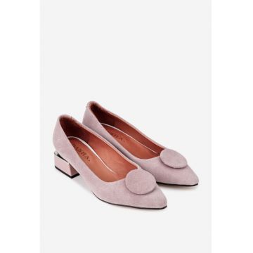 Pantofi dama din piele intoarsa roz pudra cu ornament