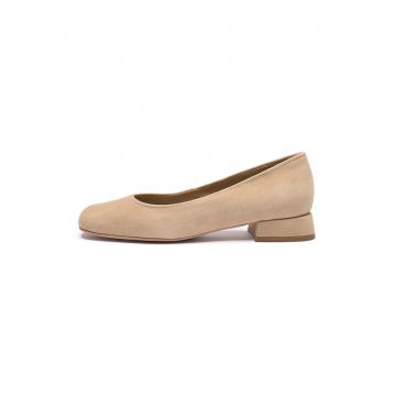 Pantofi de piele intoarsa cu toc patrat Marla - Bej