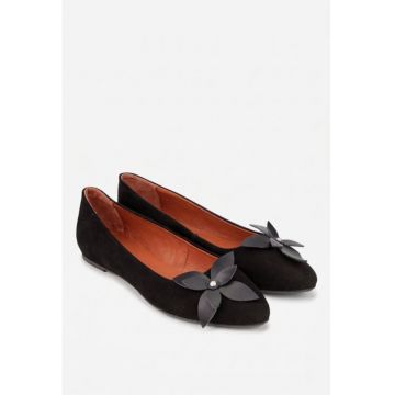 Balerini dama negri din piele intoarsa cu floare neagra