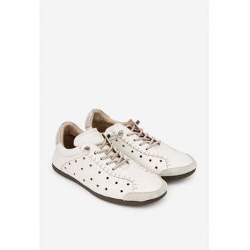 Pantofi dama bej din piele cu perforatii