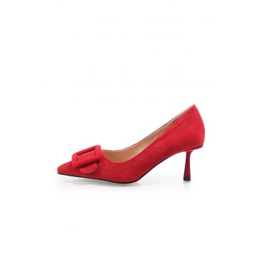 Pantofi din piele intoarsa cu o catarama decorativa - Rosu - Rosu