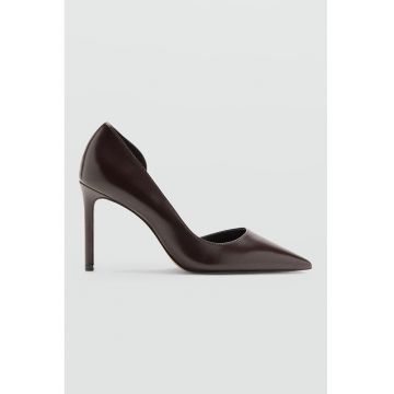 Pantofi de piele ecologica cu varf ascutit - Maro cognac