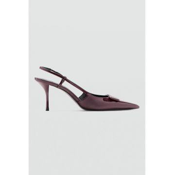 Pantofi slingback cu aspect lacuit - Visiniu