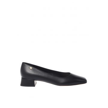 Pantofi de piele cu varf patrat - Negru