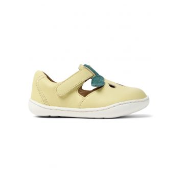 Pantofi din piele cu velcro - Galben
